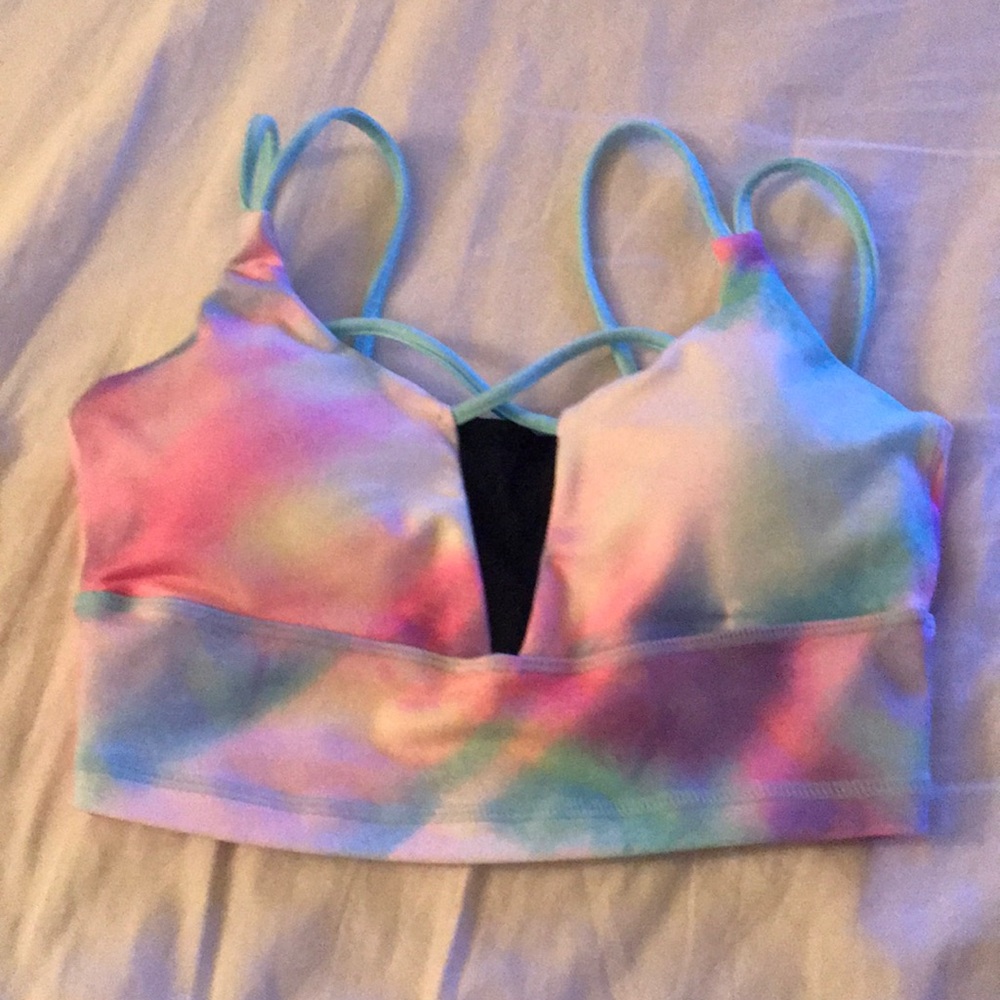 Sports bra